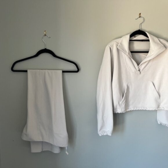 Lululemon Softstreme set - Picture 1 of 7